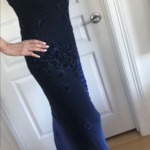 NEW Sue Wong Size 8 Silk Crystal Blue Ombré Gown